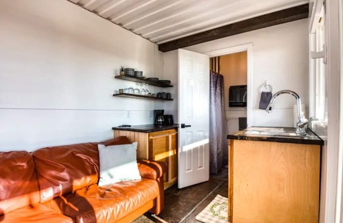 Monument Cottage | Private Glamping Container Hot Tub Escape Creek Access