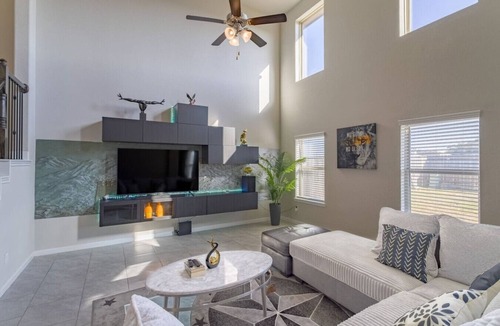 Clodine House | Private home in Richmond