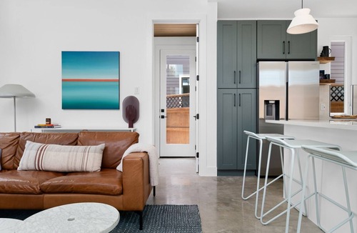 Chestnut House | Private peaceful Zen house located in a vibrant East Austin neighborhood.