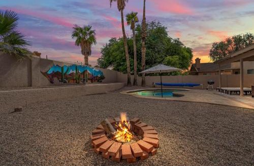 Continental Ranch House | Private Pool & Fire Pit: Tucson Home Near Hiking!