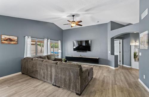 Continental Ranch House | Private Pool & Fire Pit: Tucson Home Near Hiking!