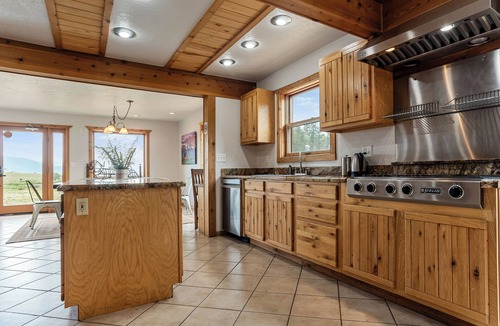 Eagle Nest House | Private Ranch for Weddings, Retreats, Reunions. Sleeps 30 in two lodging units,