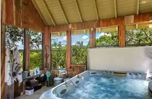 Johnson City House | Private River Access + Hot Tub + Wine Country + Dark Skies on 11 acres