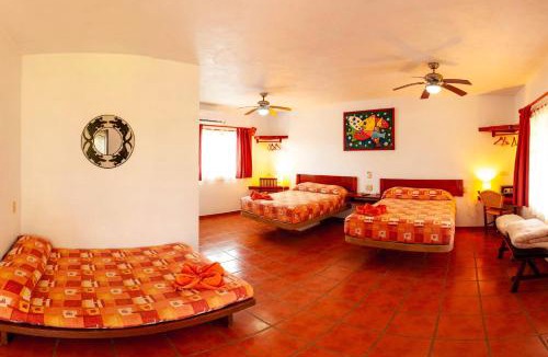 Tamiahua Hotel | Puerto Lobos Dive camp