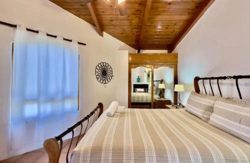 Playas de Rosarito Apartment | Puerto Nuevo Surf Casita Feliz 1 BR with pool