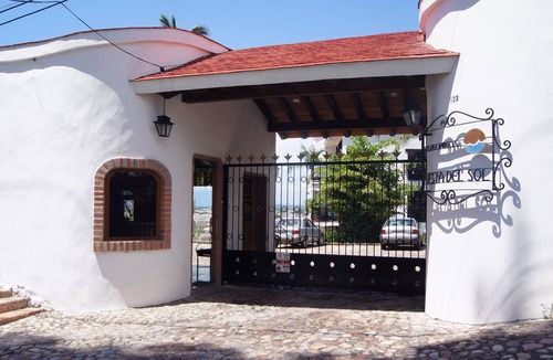 Downtown Puerto Vallarta Apartment | Puerto Vallarta Condo in beautiful, secure complex