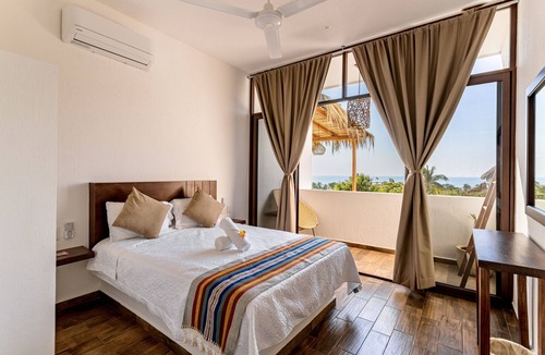 Brisas de Zicatela Hotel | PUNTA KAI