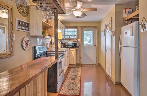 Georgetown House | Quaint Texas Home < 2 Mi to Lake Georgetown!