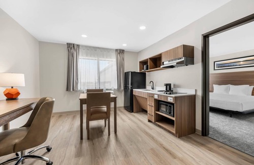 Midland Hotel | Quality Inn Midland South