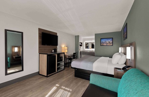 Monroe Hotel | Quality Inn Monroe