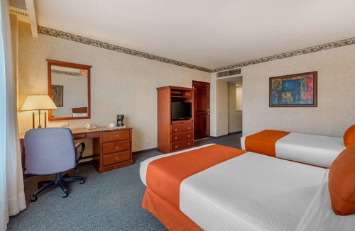 Guadalupe Hotel | Quality Inn Monterrey La Fe