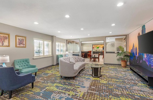 Plano Hotel | Quality Inn & Suites Plano East - Richardson