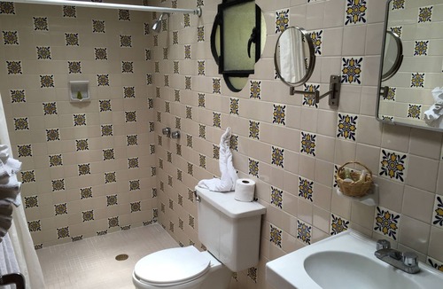 Arcos de San Miguel Hotel | Rancho Hotel El Atascadero