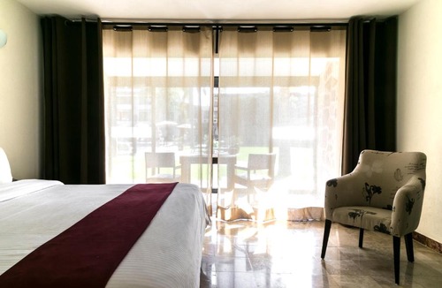Leon Hotel | Real de Minas Poliforum