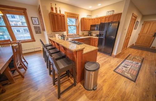 Keystone House | Red Hawk Townhomes 2321 with SummitCove Lodging in Colorado