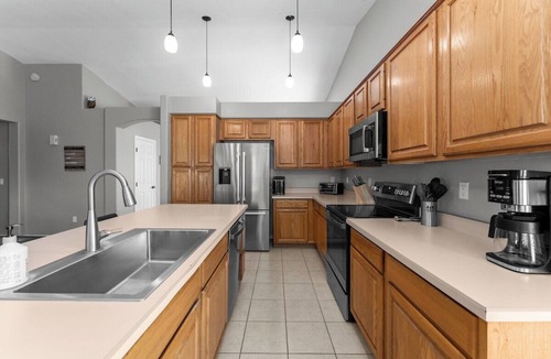 East Mesa House | Red Mountain Retreat - 4B/2B with Private Pool for your Arizona Getaway