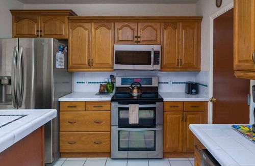 Highland Lake Estates House | Reduced! Just minutes from Lake Travis, Parks, Pool, Ball & Disc Golf course, Make Summer Memories!