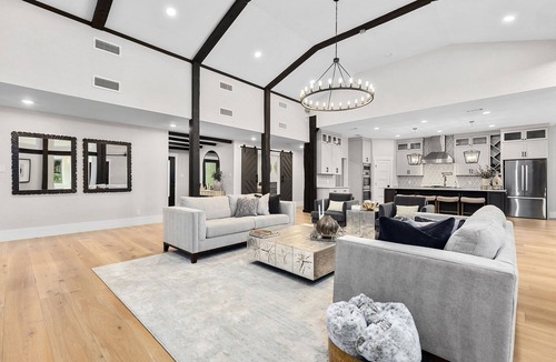 Brushy Creek House | Refined 7 acre park-like estate on Brushy Creek