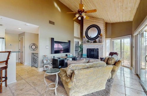 Spicewood House | Refined Panoramic Paradise on Lake Travis with Boat Launch and Tesla Charger