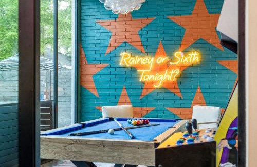 East Cesar Chavez House | Refined Rainey Retreat - Pool - Hot tub - Fire Pit
