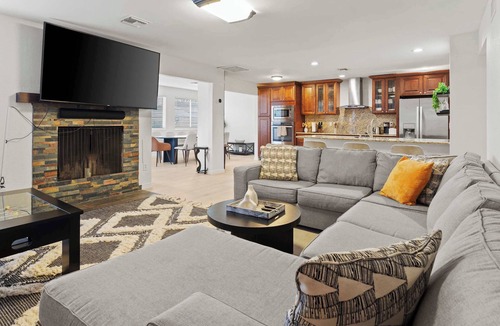 Raskin Estates House | Refreshing Pool Hot Tub Game Room Sleeps 11