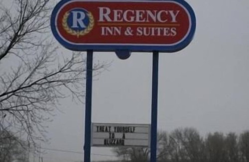 Faribault Hotel | Regency Inn & Suites