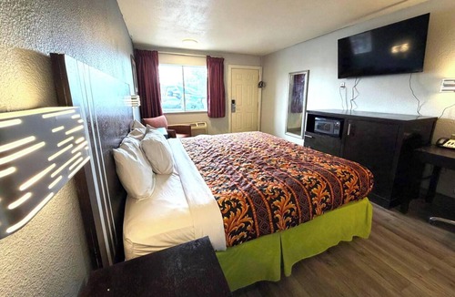 Three Rivers Hotel | Regency Inn Three Rivers I-37