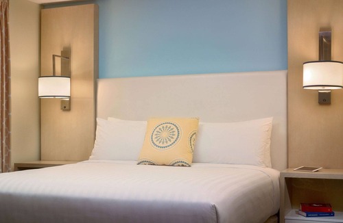 The Galleria Hotel | Relax and Unwind! Kitchen, Close to Rienzi Mansion and Gardens!