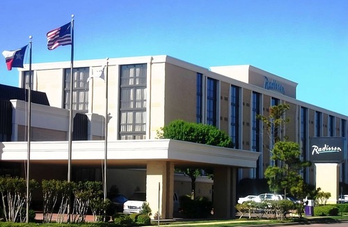Fort Worth Hotel | Relax and Unwind! Pool, Free Parking, Near Modern Art Museum of Fort Worth