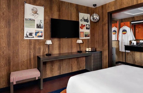 Flagstaff Hotel | Relax in a Charming Room, Perfect for Couples Seeking a Nostalgic Getaway