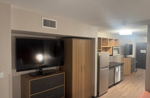 North San Antonio - SAT Hotel | Relax in a Spacious Room Near Local Restaurants | Market Square - 4.9 miles