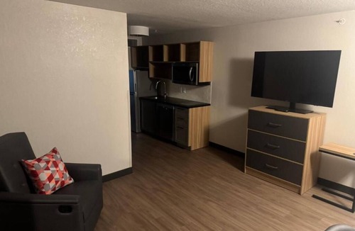 North San Antonio - SAT Hotel | Relax in a Spacious Room Near Local Restaurants | Market Square - 4.9 miles