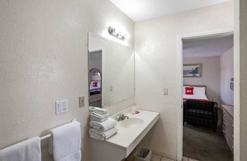 Yuma Hotel | Relax in Affordable Comfort with Easy Access to Yuma International Airport