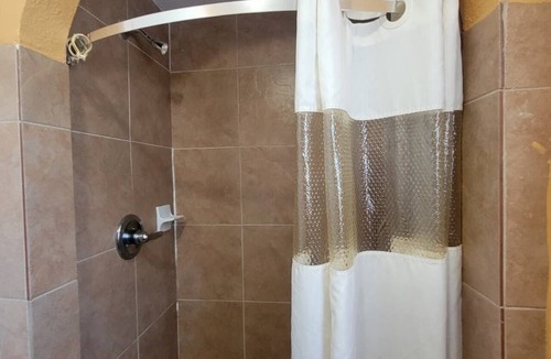 Daingerfield Hotel | Relax Inn Daingerfield Near Mount Pleasant TX