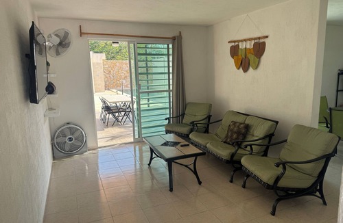 Merida House | Relaxing house with all services nearby. Ideal for vacations.