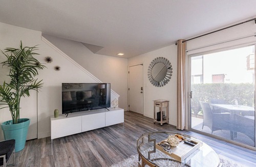 South Scottsdale House | Remodeled Modern 2 Bed/2 Bath Townhouse in the HEART of Scottsdale