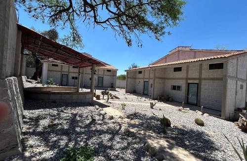 Colon Cottage | Restaurante y Cabañas Cané