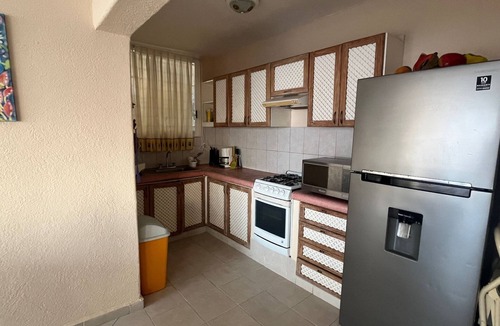 Caleta Villa | Resting villa overlooking Acapulco Bay