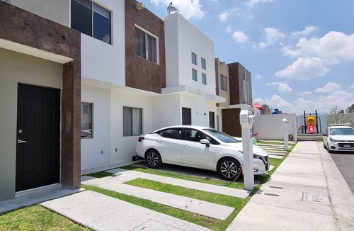 Queretaro House | Rincon del Sol Casa en excelene zona cudad del sol