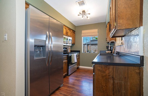 Mesa Del Sol House | River Fun Awaits! Pool, Putting Green, Game room & More – Sleeps 8!