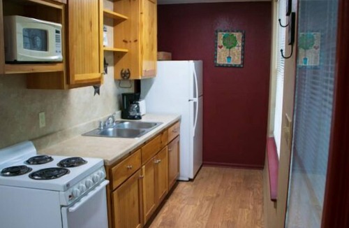Leakey Cabin | Riverfront Cabins and Vacation Homes