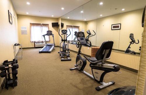 Three Rivers Hotel | Rivers Inn and Suites