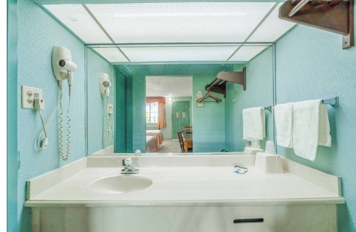 Harlingen Hotel | Road Trippers' w/2 Full Beds - Favorite Spot Near Rio Grande Valley