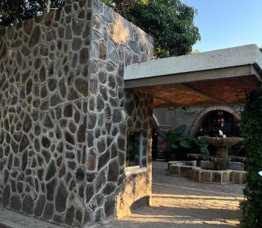 Jocotepec Cabin | roca azul cabañas sa de cv