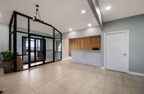 Central City Hotel | Rodeway Inn & Suites Corpus Christi Northwest