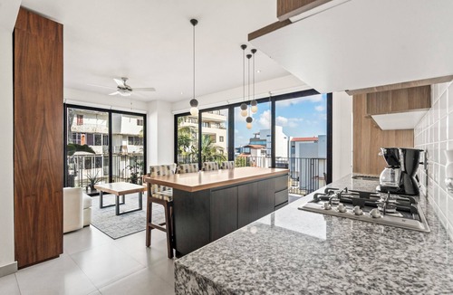 Diaz Ordaz Apartment | Roma Corner Beach & City Views