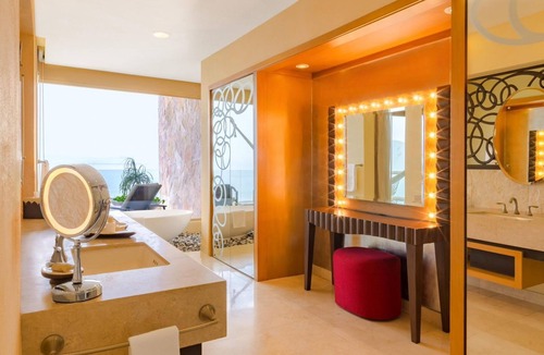 South Shore Hotel Area Resort | Rooms at Garza Blanca Preserve Resort & Spa Puerto Vallarta