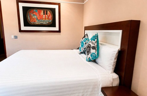Tetlatlahuca Apartment | Royal 302 Snake Room Azul