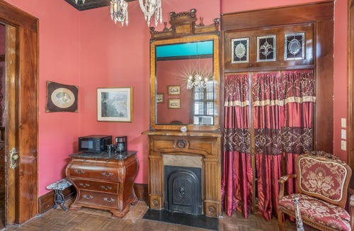 French Quarter House | Royal Barracks Guest House