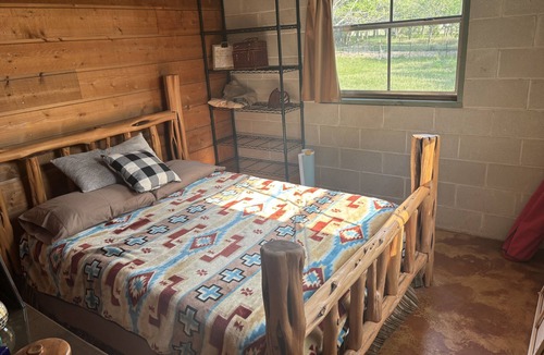 Utopia Cabin | Rustic Cabin on the Sabinal River